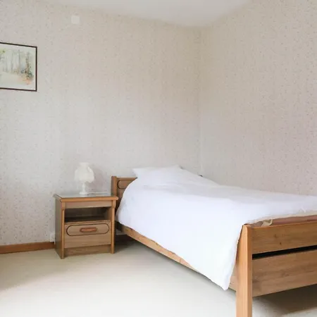 Vakantiehuis Les Randonneurs - Maison Spacieuse Avec Jardin